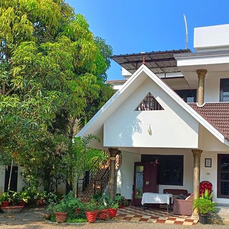 Alma Homestay Mararikulam Esterno foto