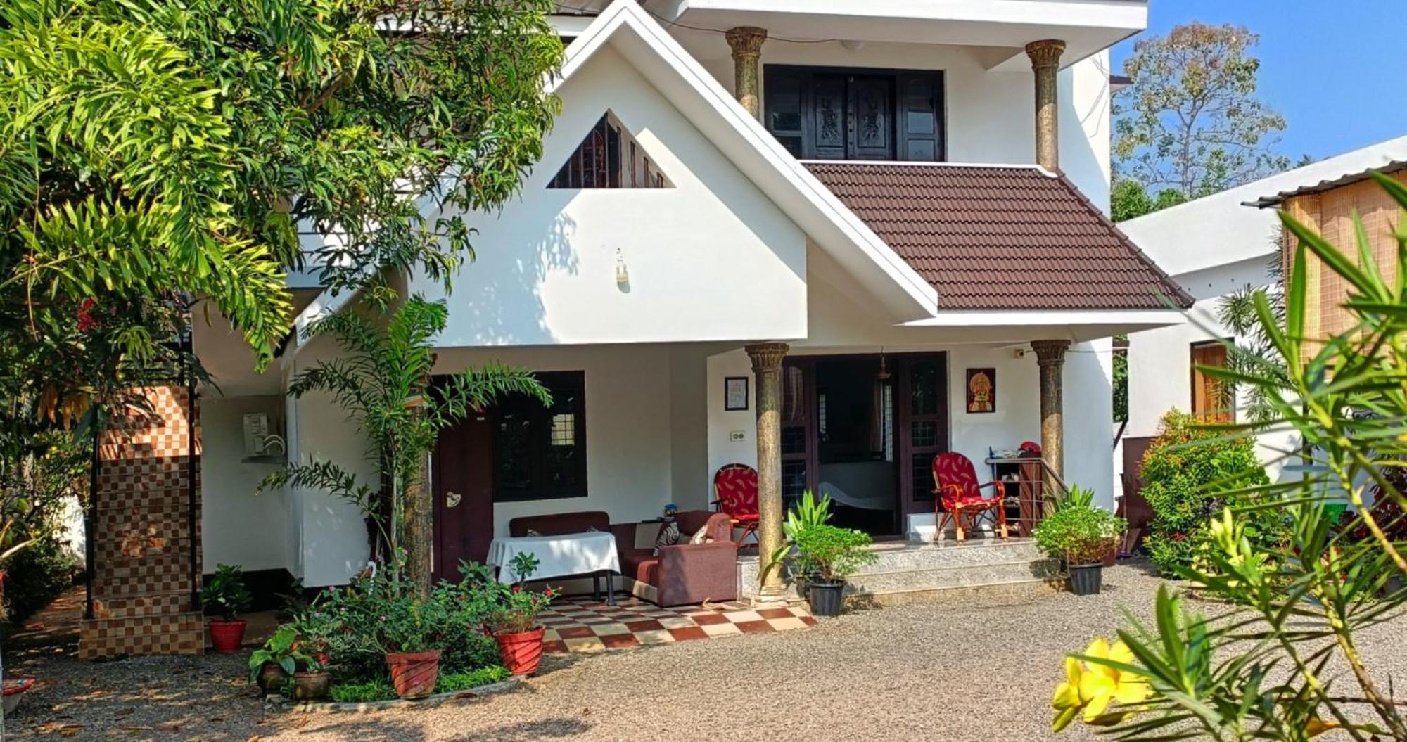 Alma Homestay Mararikulam Esterno foto